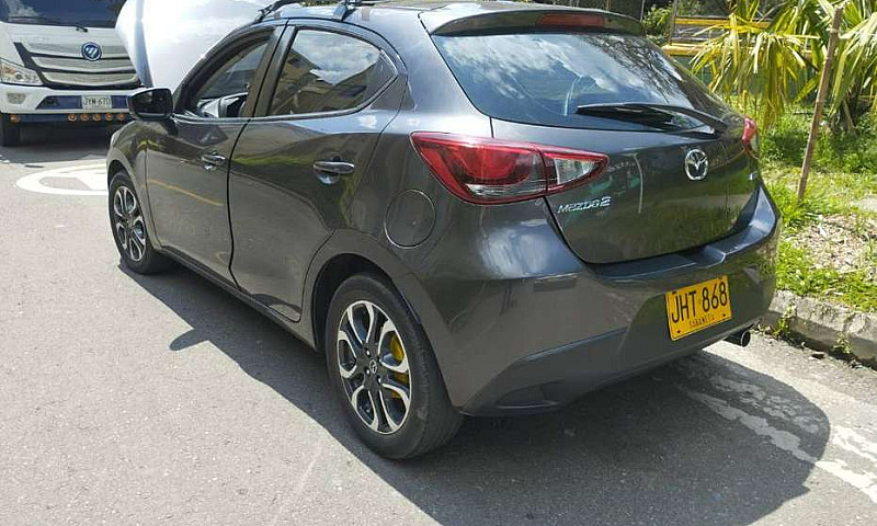 Mazda 2 Grand Tourin...