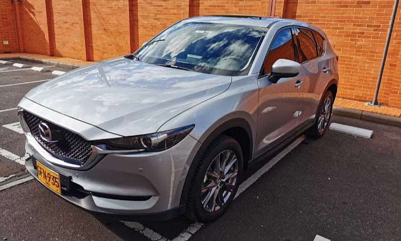 Suv - Mazda Cx5...