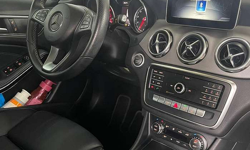 Mercedes Benz Gla 20...