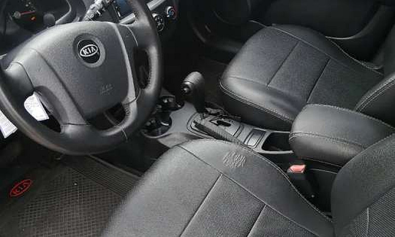 Vendo Kia New Sporta...