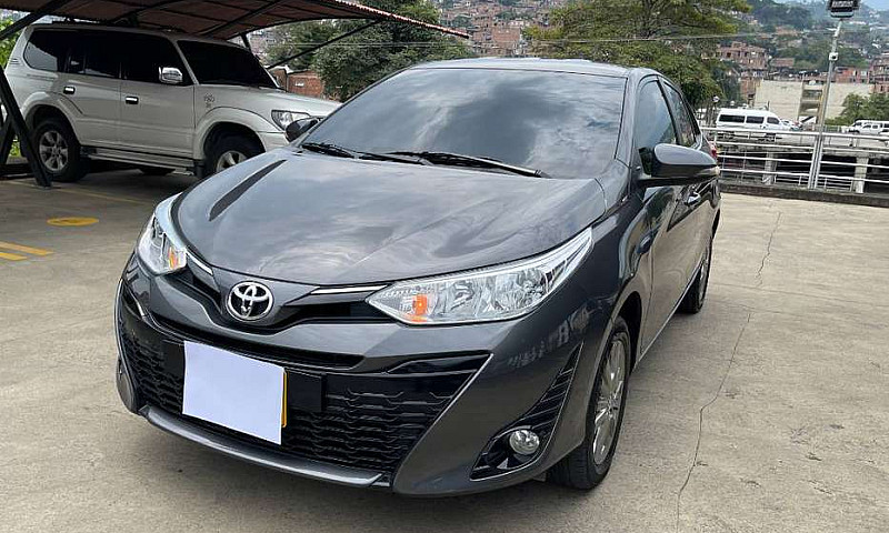 Toyota Yaris Xs 1.5 ...