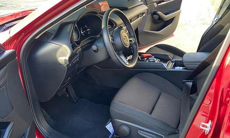 Mazda 3 Touring Hibr...