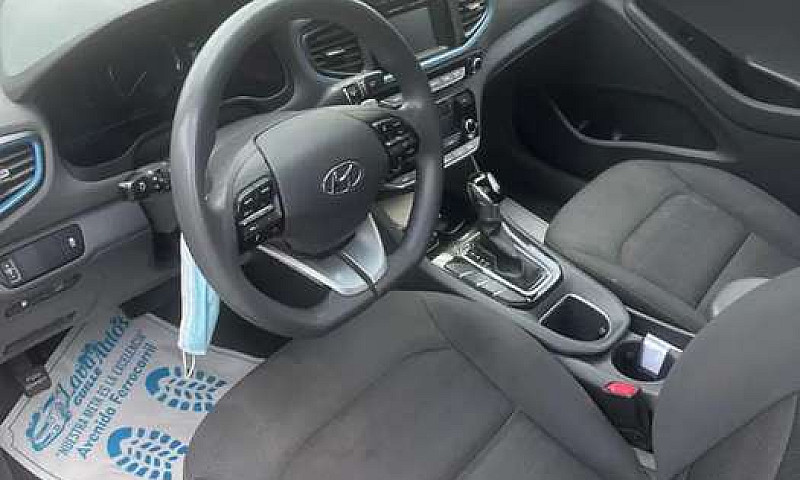 Se Vende Hyundai Ion...