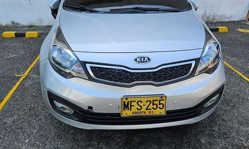 Kia Rio 2013 Automat...