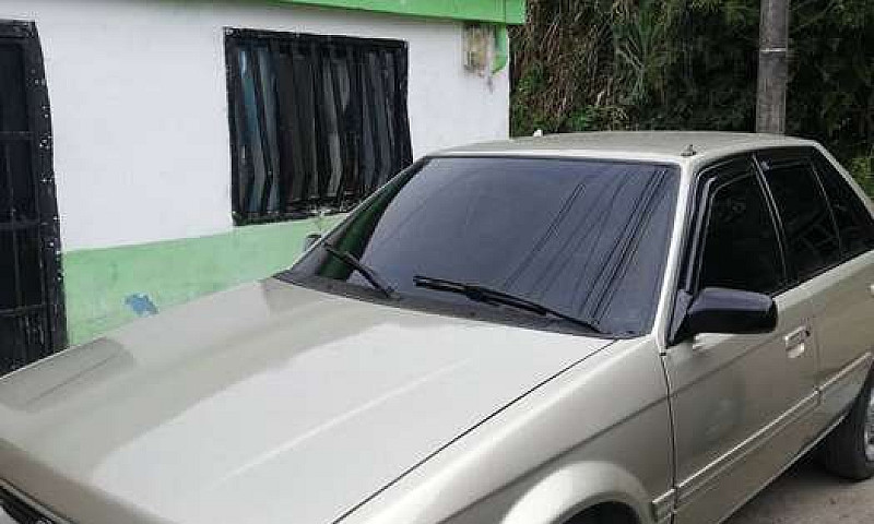 Mazda 323 Nei 1999 F...