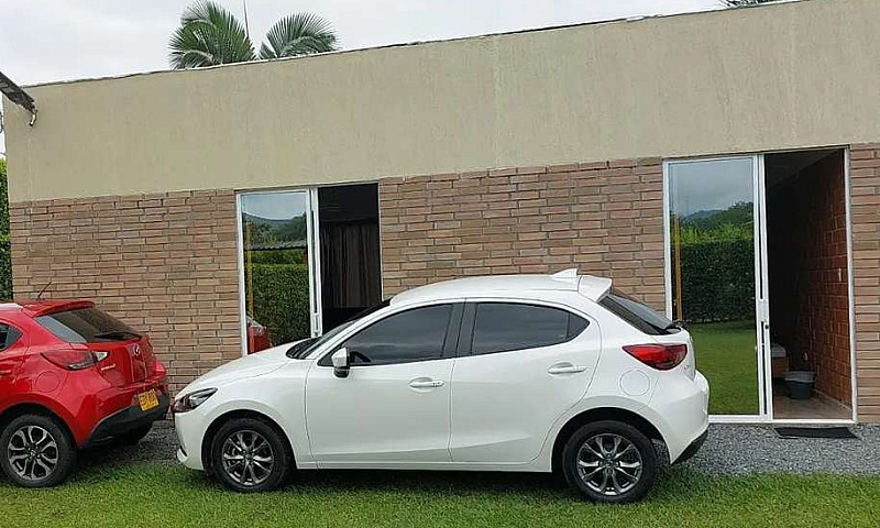 Se Vende Mazda 2 Tur...