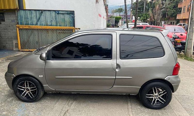 Renault Twingo En Pe...