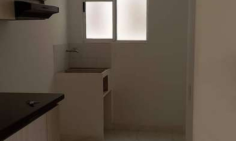 Arriendo Apt Solares...