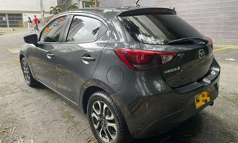 Vendo Mazda 2 Grand ...