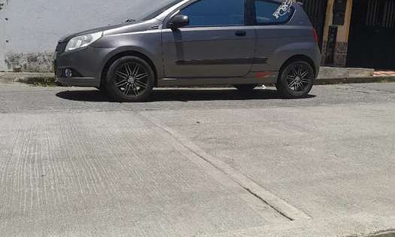 Vendo Aveo 2011 Soat...