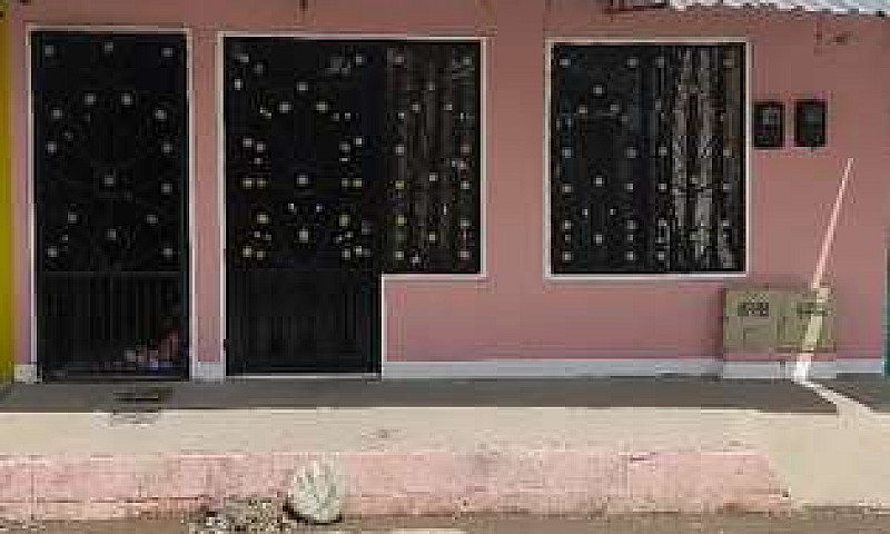 Se Vende Casa...