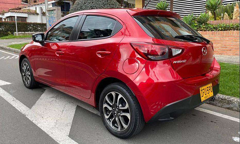 Mazda 2 Grand Tourin...