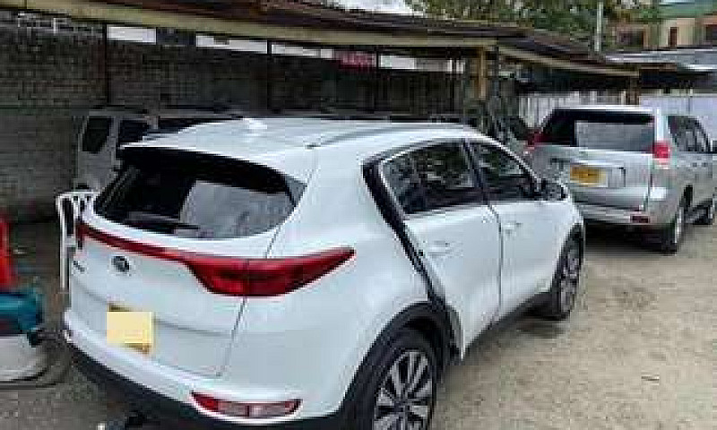 Vendo Kia Sportage V...