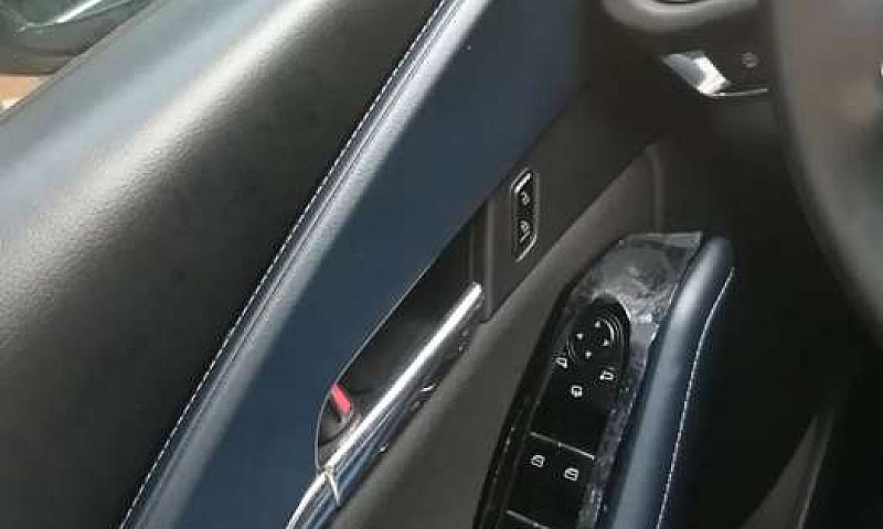 Hermosa Cx 30, Versi...