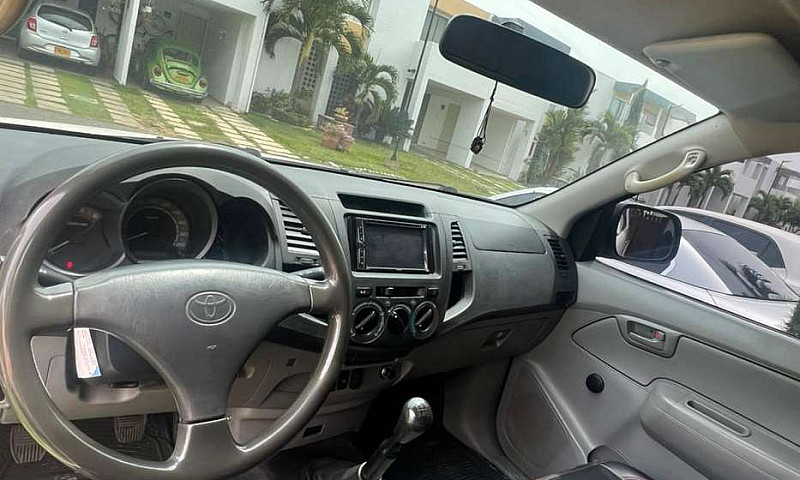 Toyota Hilux Diesel ...