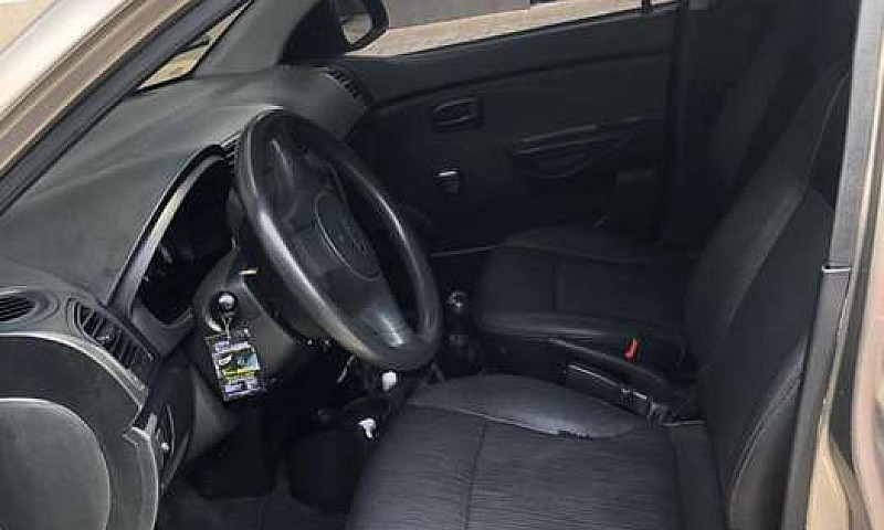 Se Vende Kia Picanto...