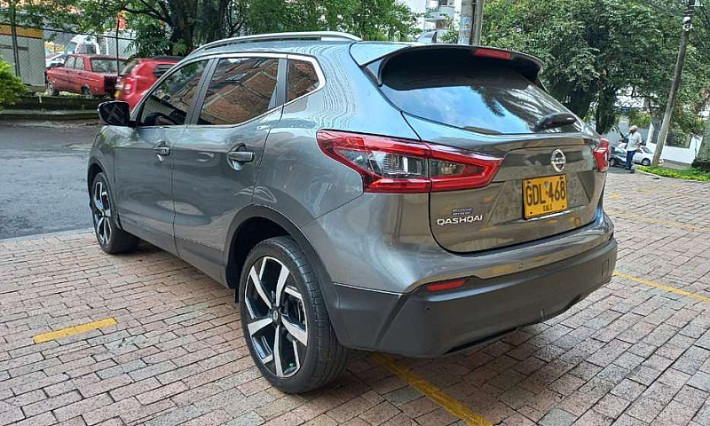 Nissan Qashqai Exclu...