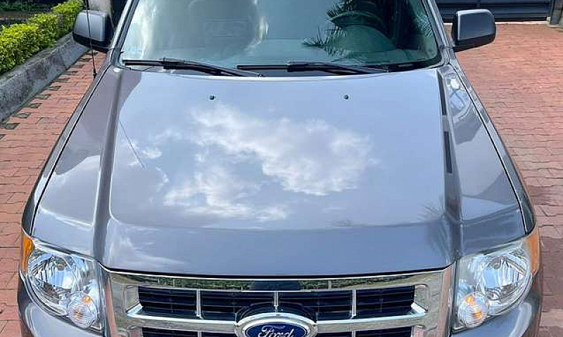Ford Escape Xlt 4X4...