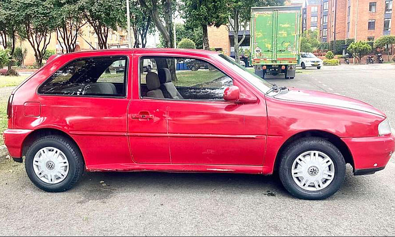 Vendo Volkswagen Gol...