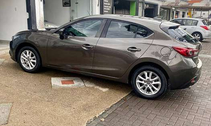 Se Vende Mazda - Hat...