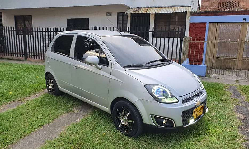 Vendo Chevrolet Spar...