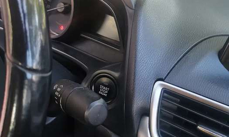 Mazda 3 Modelo 2017...