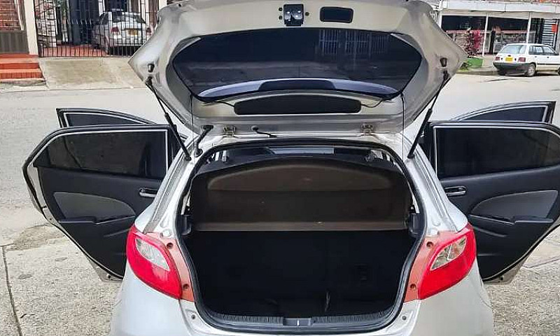 Mazda 2 En Excelente...