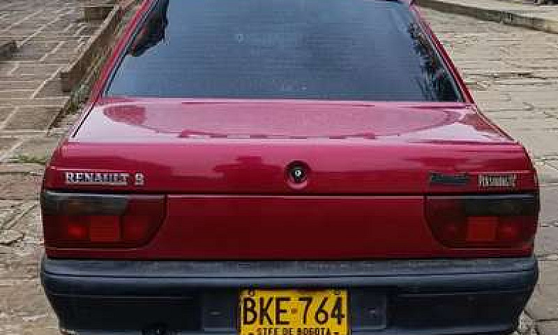 Se Vende Renault 9 I...