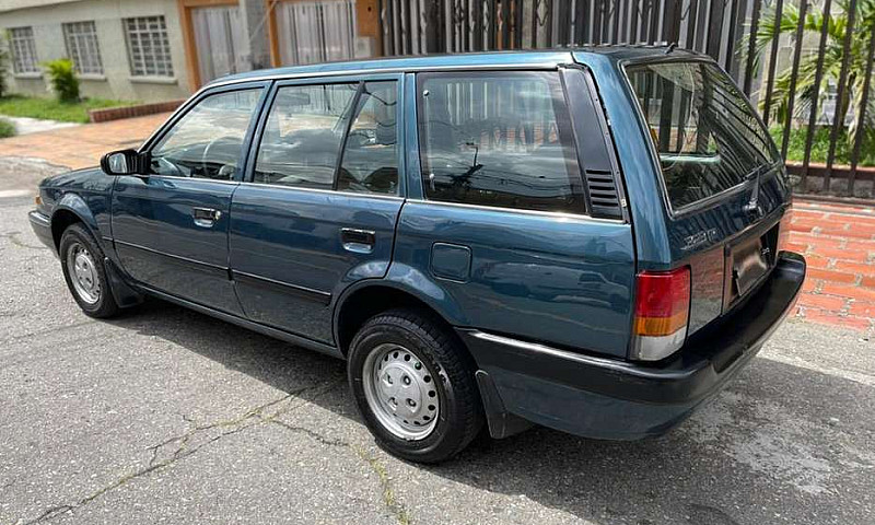 Mazda Station Wagon ...