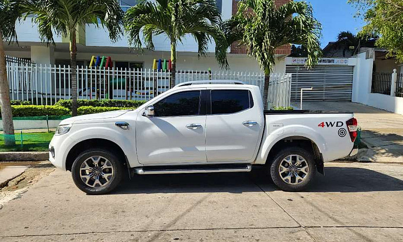 Renault Alaskan 2017...