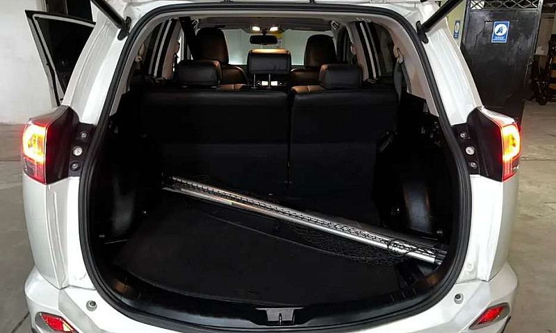 Toyota Corolla Seg 2...