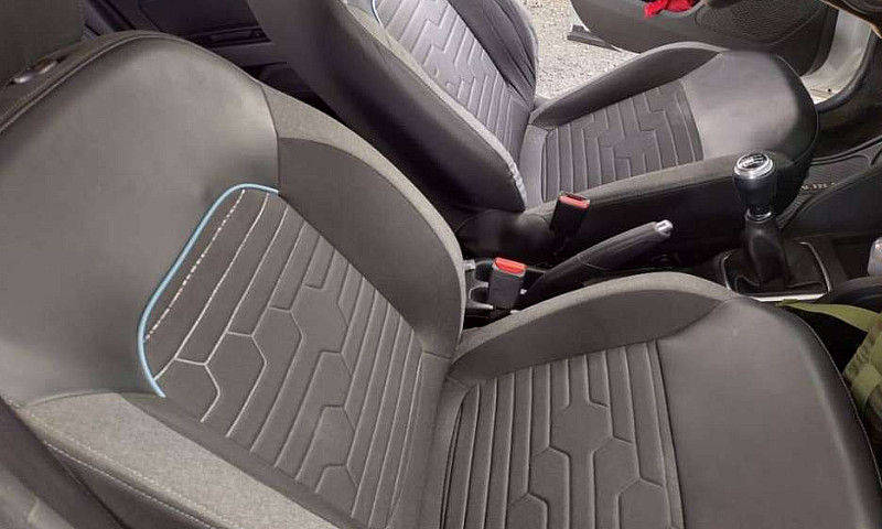 Vendo Renault Duster...