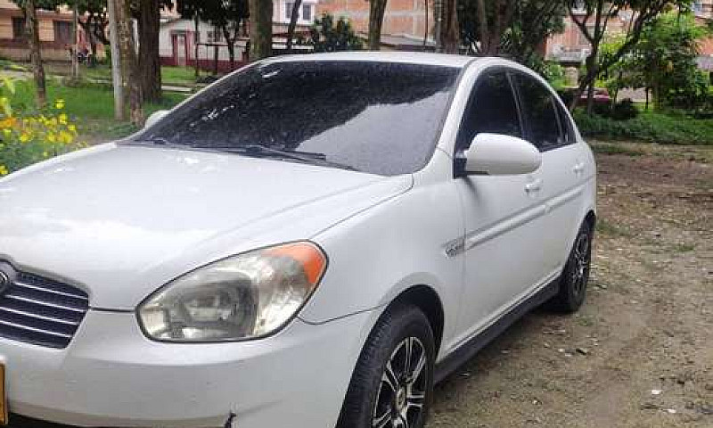 Vendo Hyundai Visión...