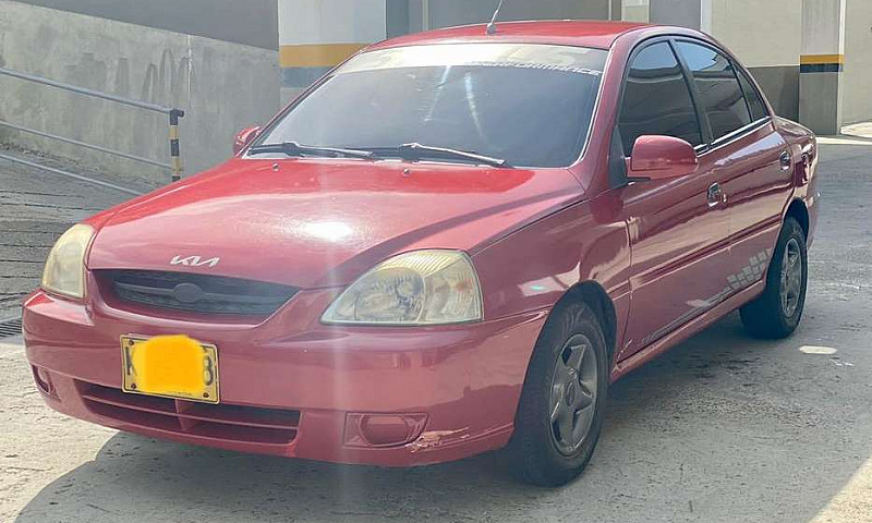 Kia Stylus 2011...