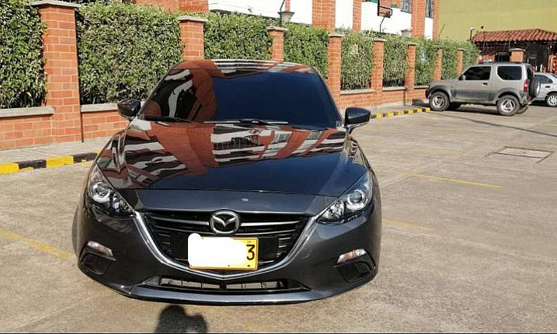 Excelente Mazda 3 Sk...