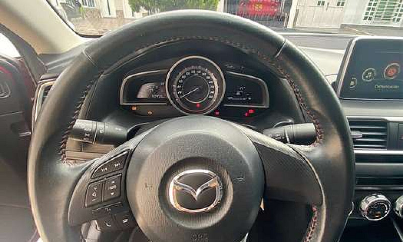 Mazda 3 Touring Auto...