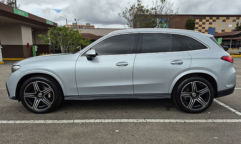 Mercedes-Benz Clase ...