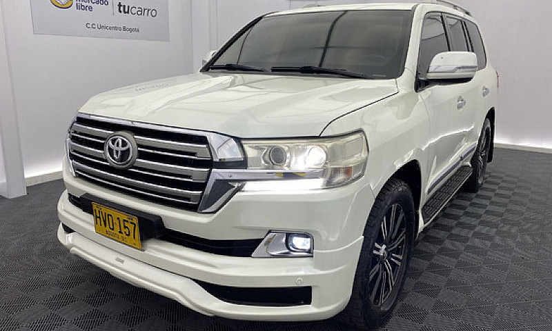 Toyota Land Cruiser ...
