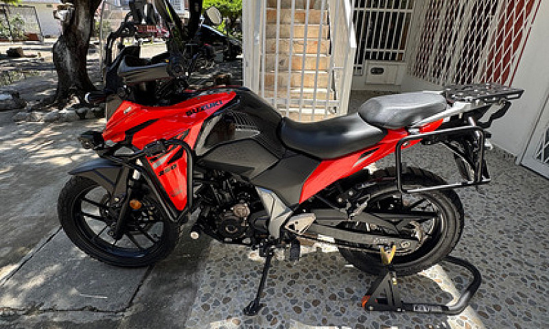 Suzuki Vstrom 250...