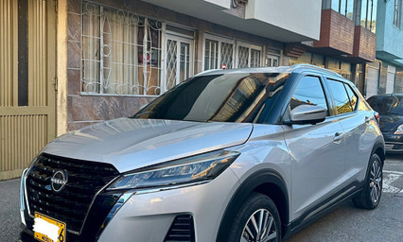 Nissan Kicks Play 1....