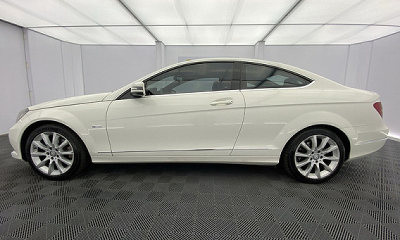 Mercedes-Benz Clase ...