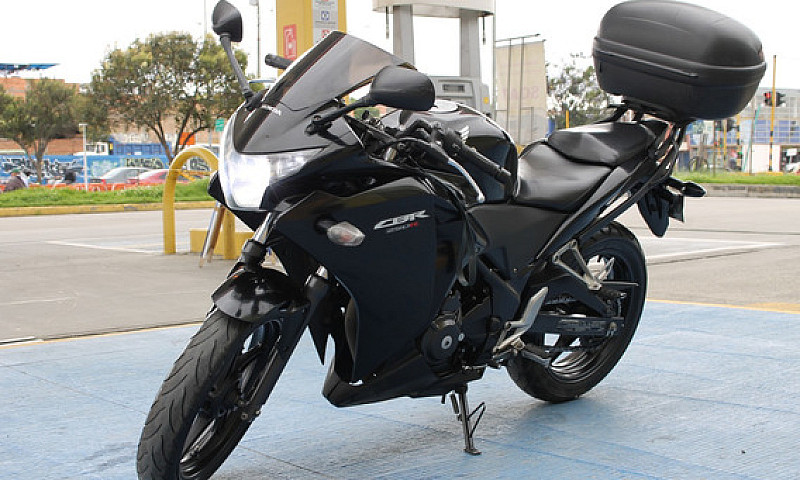 Honda Cbr 250 Rd...