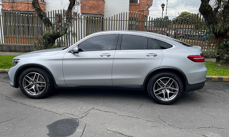 Mercedes-Benz Clase ...