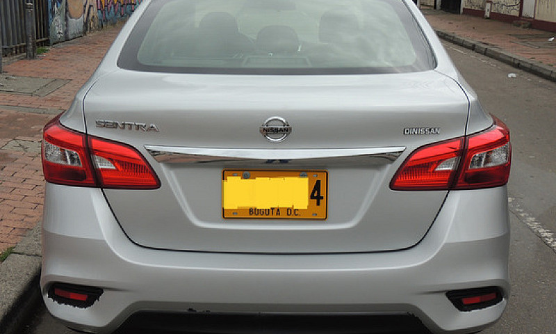 Nissan Sentra 1.8 B1...