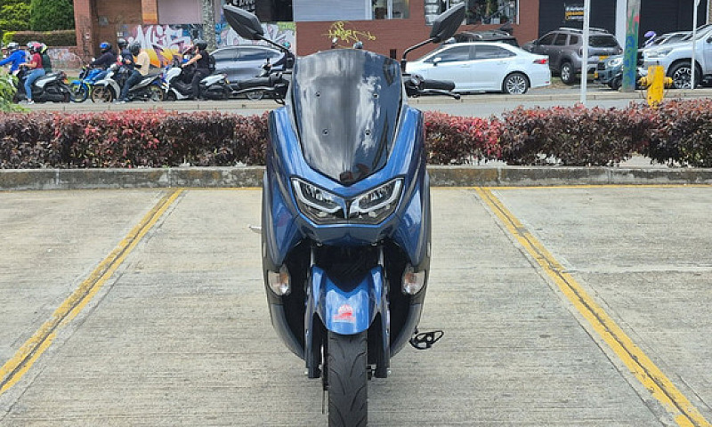 Yamaha N-Max 155 Con...