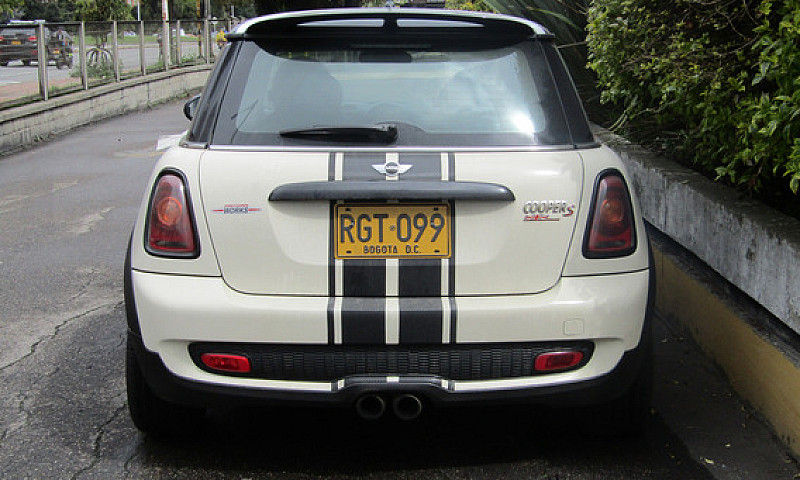 Mini Cooper S R56 1....