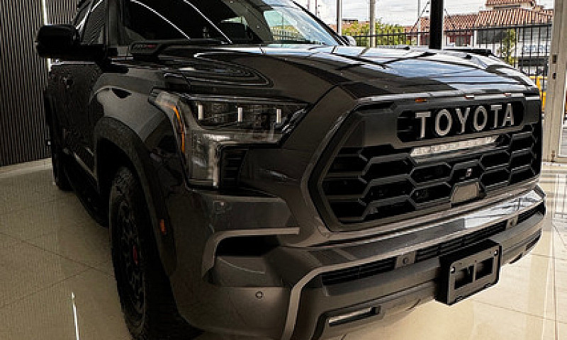 Toyota Sequoia 3.5 V...