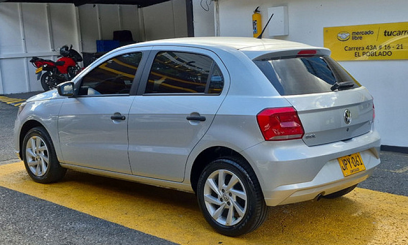 Volkswagen Gol 1.6 C...