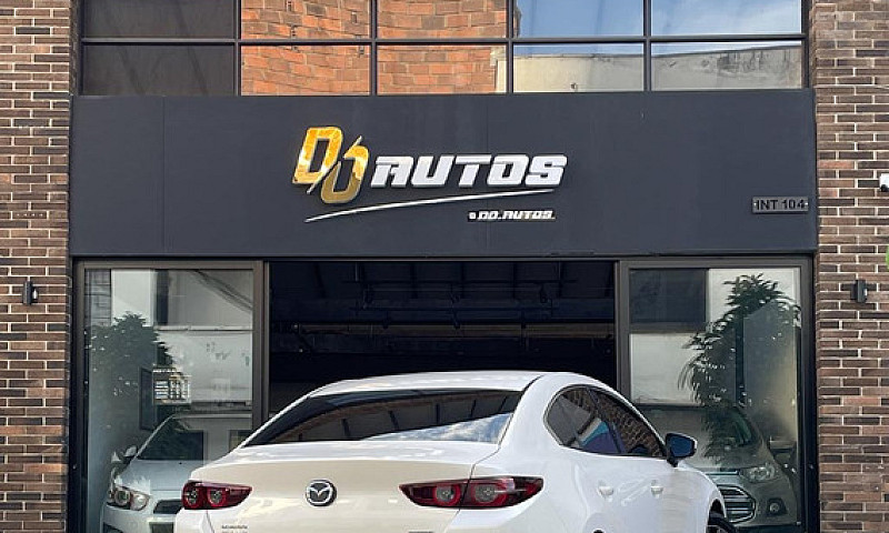 Mazda 3 Grand Tourin...