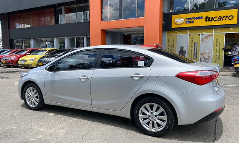 Kia Cerato Pro 1.6 E...